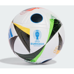 Adidas EM24 fodbold - League udgave
